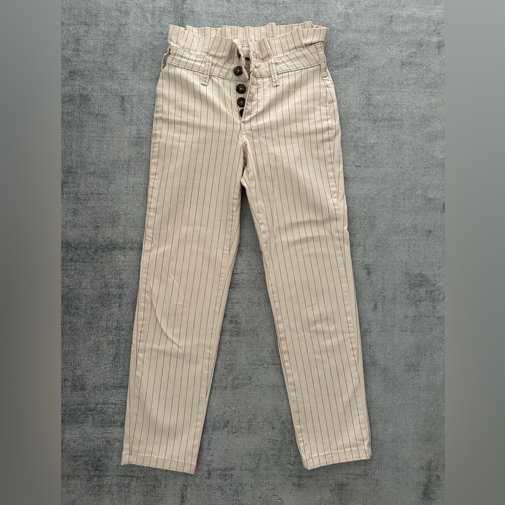 Cute cropped, skinny pants by free people